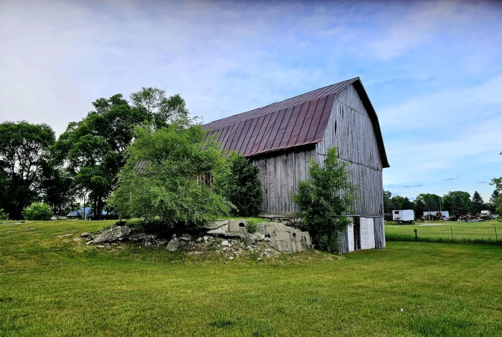 7892 Ferris Road Seville Township, MI 48832