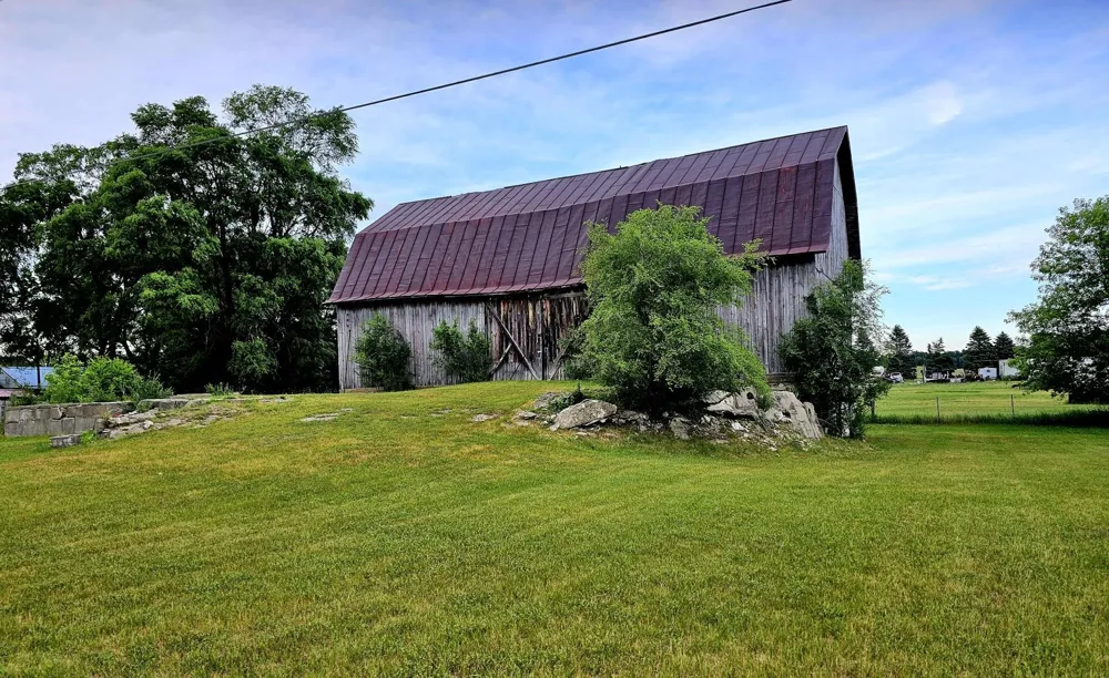 7892 Ferris Road Seville Township, MI 48832