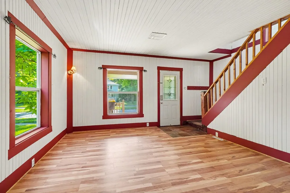 512 S Kinney Avenue Mt Pleasant City, MI 48858