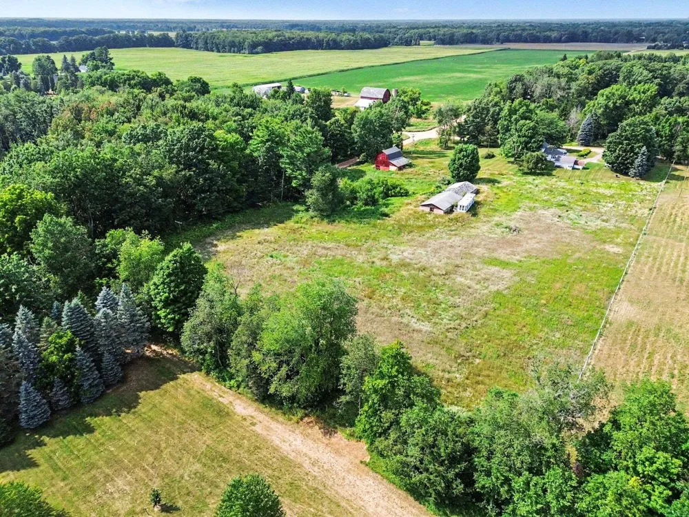 7973 W Madison Road Seville Township, MI 48832