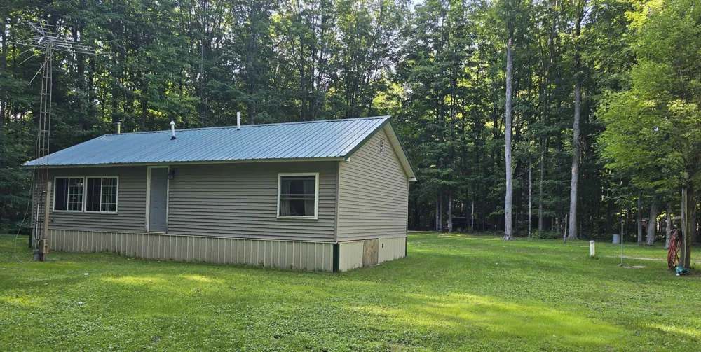 212 3rd Avenue Rapid River Township, MI 49646