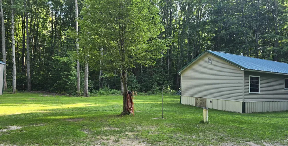 212 3rd Avenue Rapid River Township, MI 49646