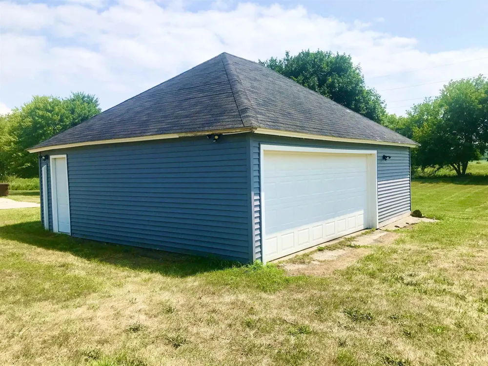 4996 Alger Road Arcada Township, MI 48801