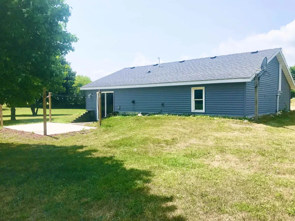 4996 Alger Road Arcada Township, MI 48801