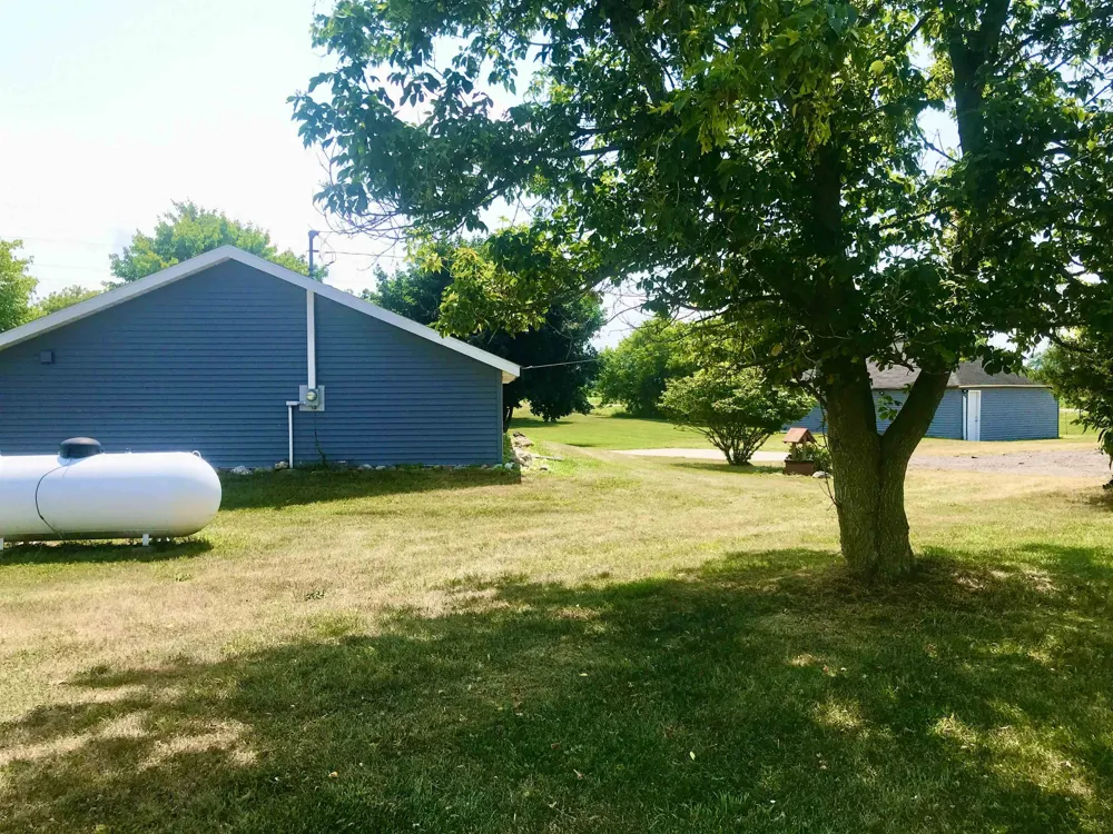 4996 Alger Road Arcada Township, MI 48801
