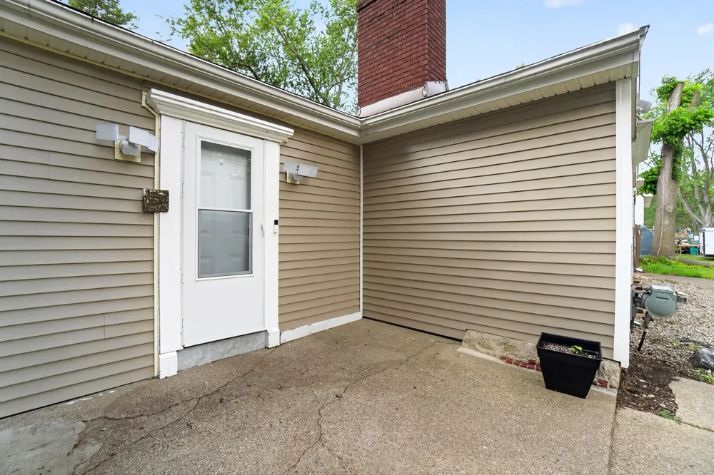 6140 Pinckney Road Putnam Township, MI 48169