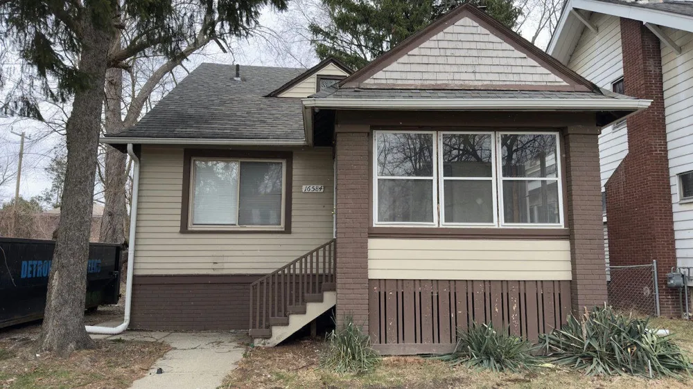 16584 Blackstone Street Detroit City, MI 48219
