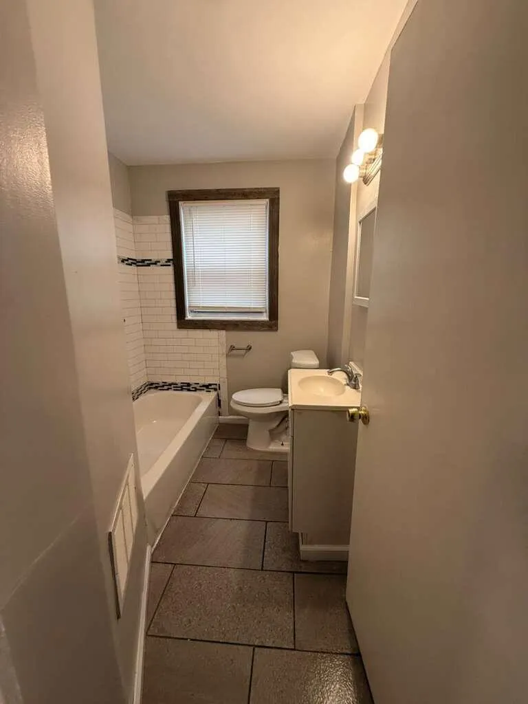 16584 Blackstone Street Detroit City, MI 48219