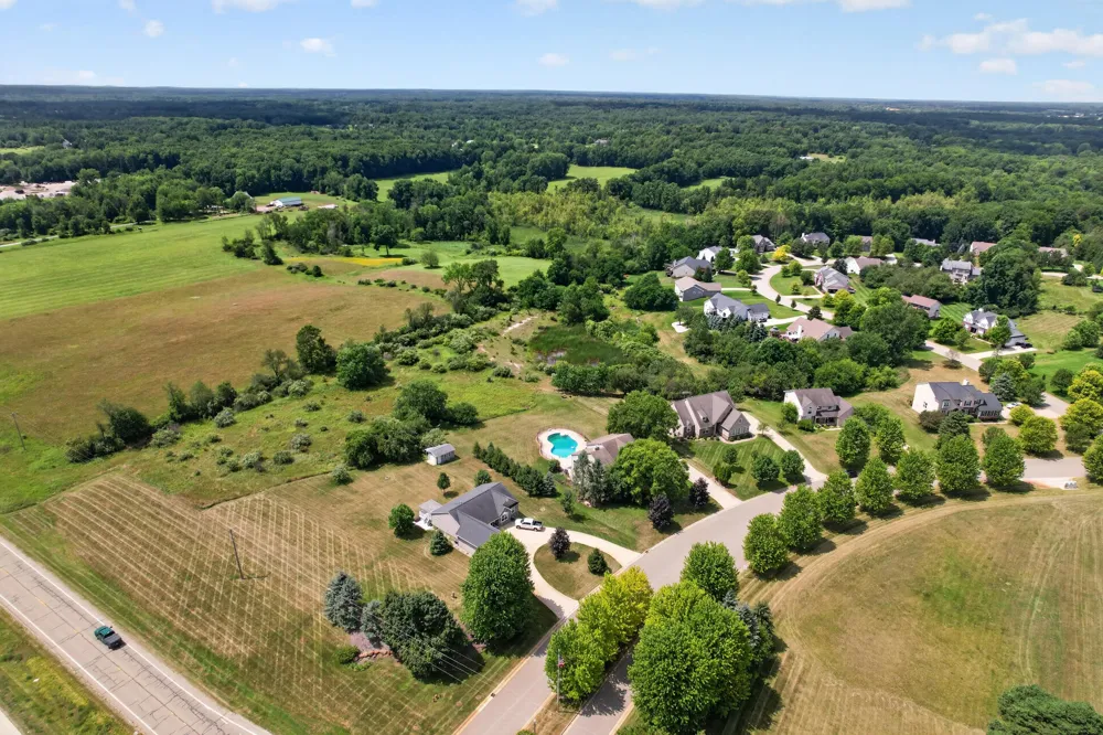 9862 Dublin Drive Tyrone Township, MI 48430