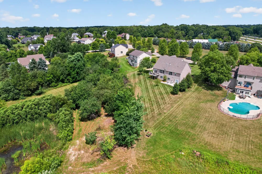 9862 Dublin Drive Tyrone Township, MI 48430