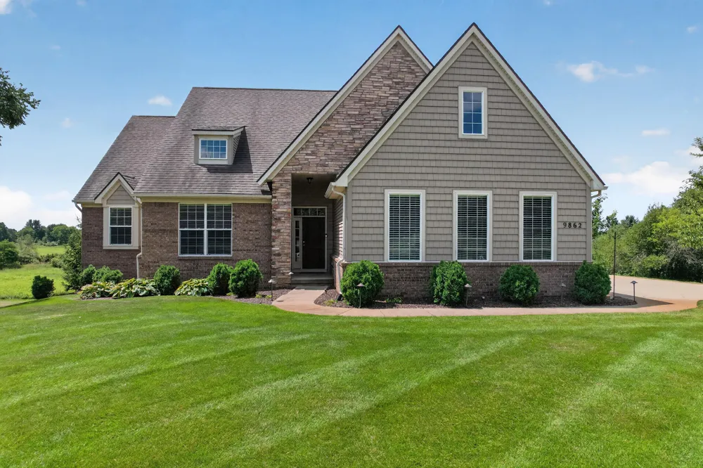 9862 Dublin Drive Tyrone Township, MI 48430