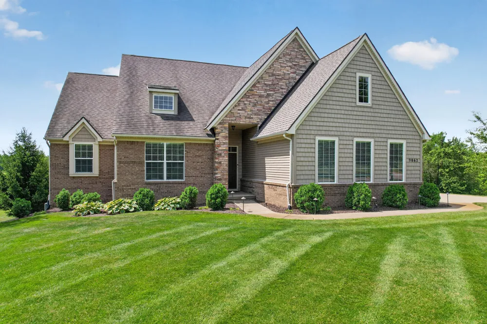 9862 Dublin Drive Tyrone Township, MI 48430