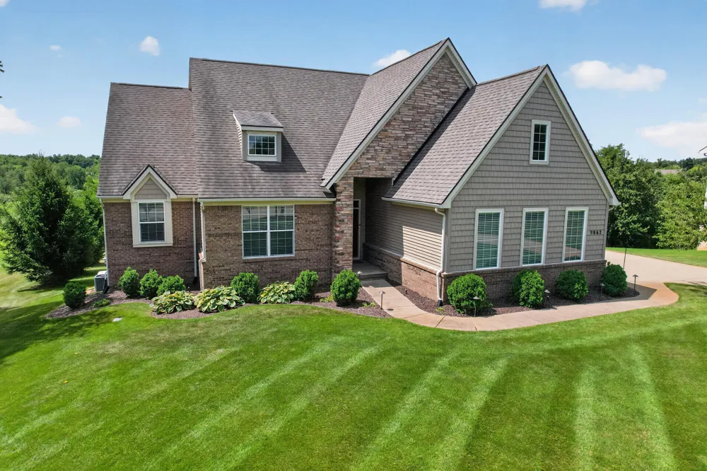 9862 Dublin Drive Tyrone Township, MI 48430