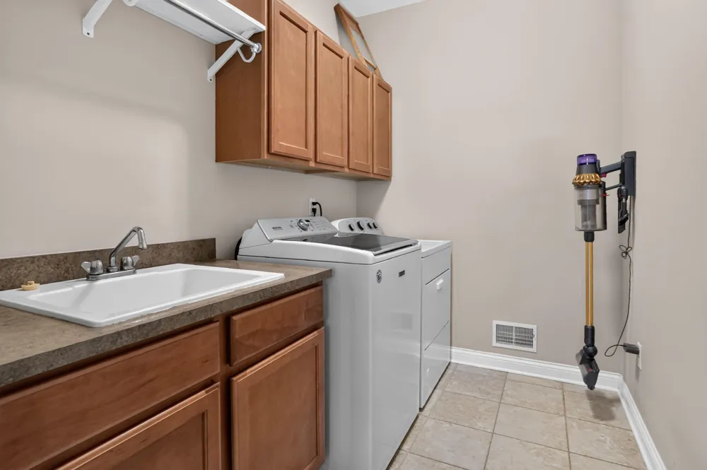 9862 Dublin Drive Tyrone Township, MI 48430