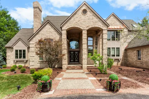 2086 Valleyview Drive