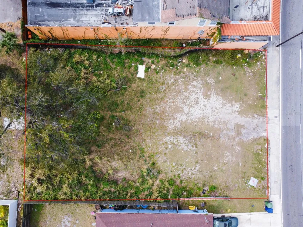 2213 E COLUMBUS DRIVE Tampa, FL 33605