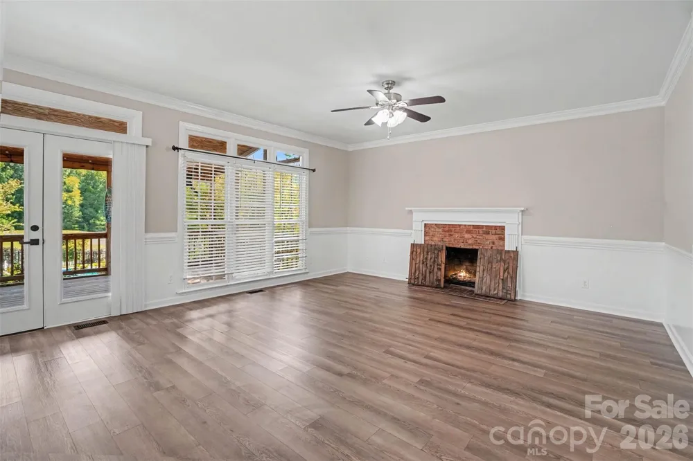 4902 Shannamara Drive Matthews, NC 28104