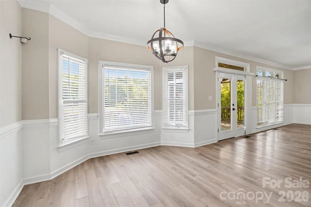 4902 Shannamara Drive Matthews, NC 28104
