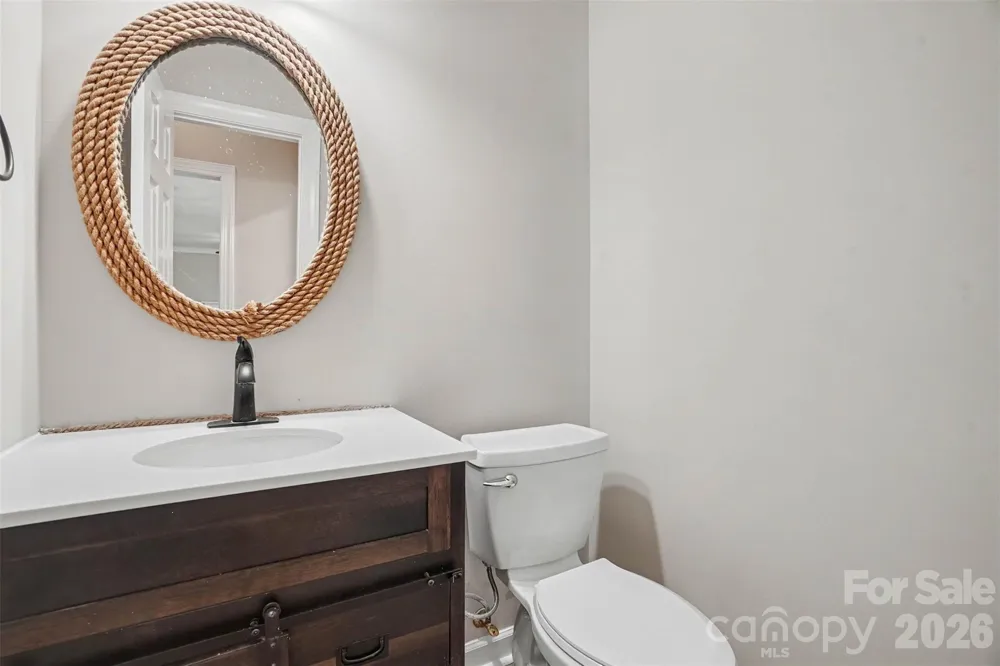 4902 Shannamara Drive Matthews, NC 28104