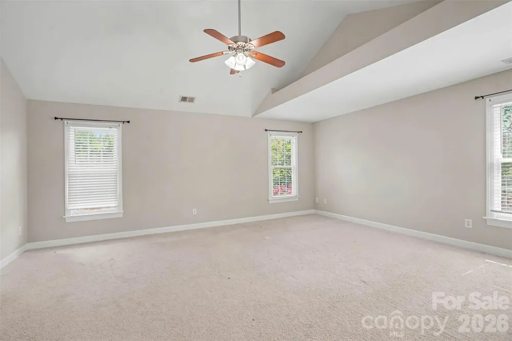 4902 Shannamara Drive Matthews, NC 28104