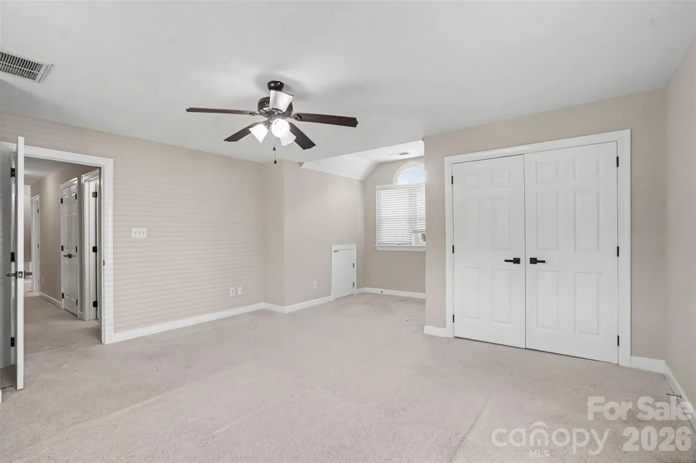4902 Shannamara Drive Matthews, NC 28104