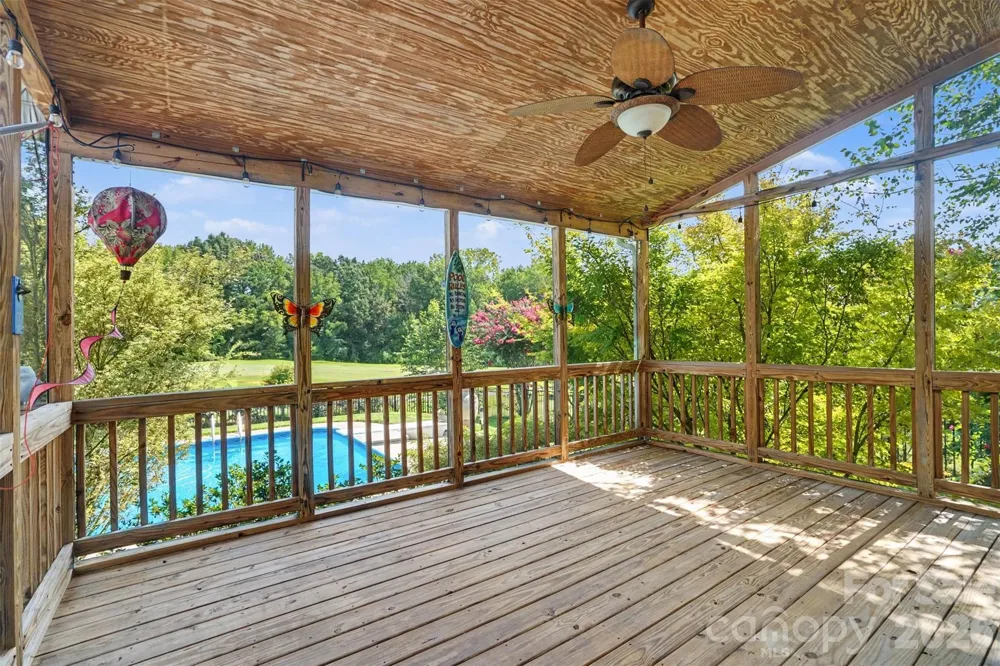 4902 Shannamara Drive Matthews, NC 28104