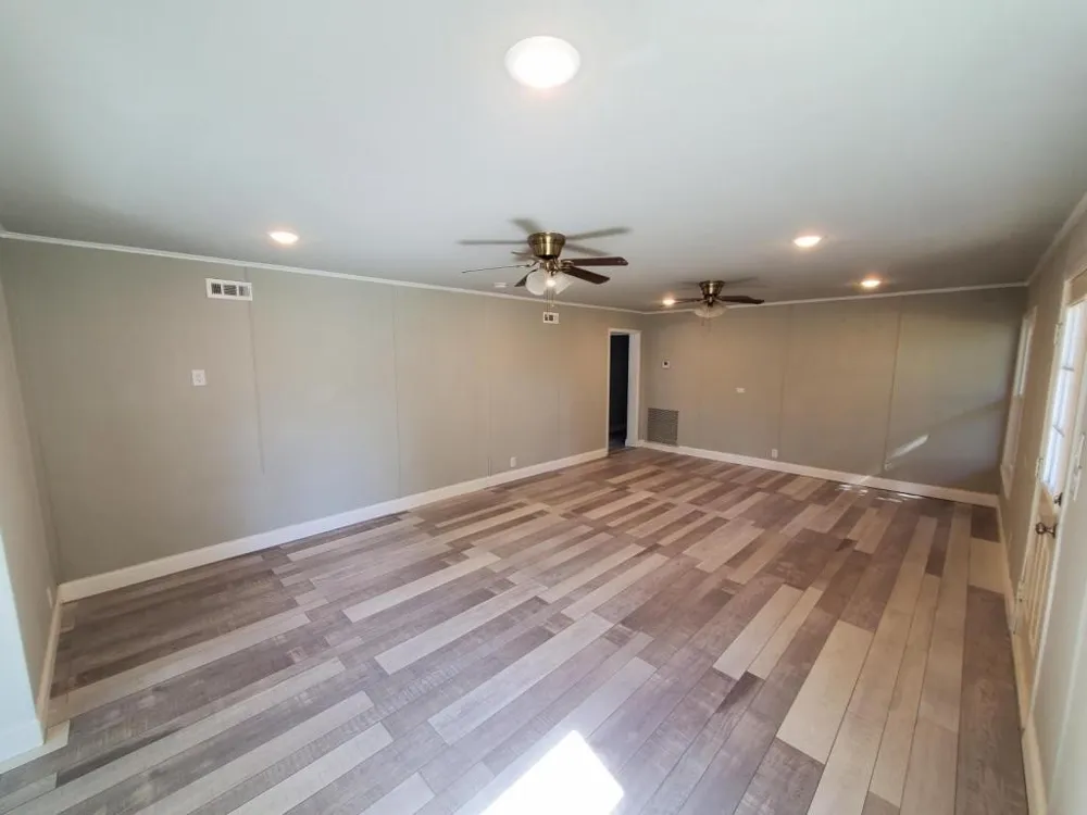 503 E 13th Street Bonham, TX 75418