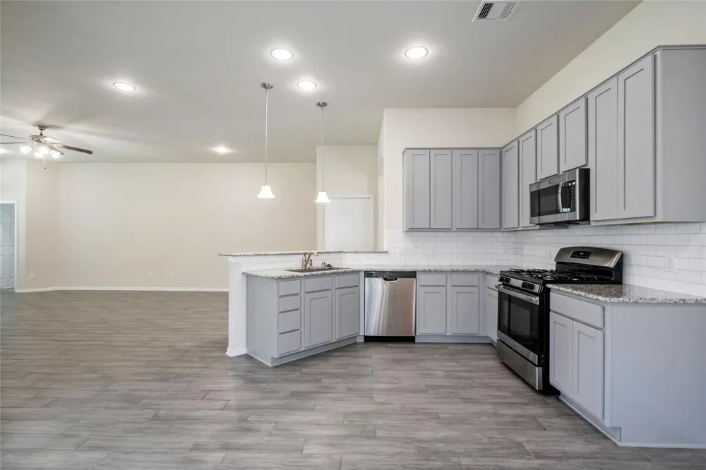 3227 Fairhaven Lane Rosenberg, TX 77471