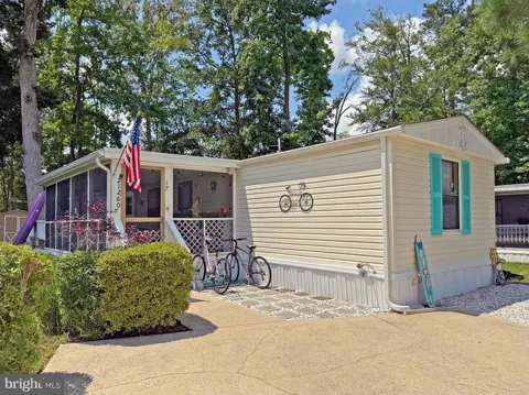 21260 G STREET #G-17