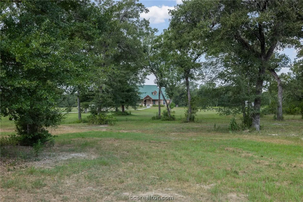 3835 County Road 151 Bedias, TX 77831