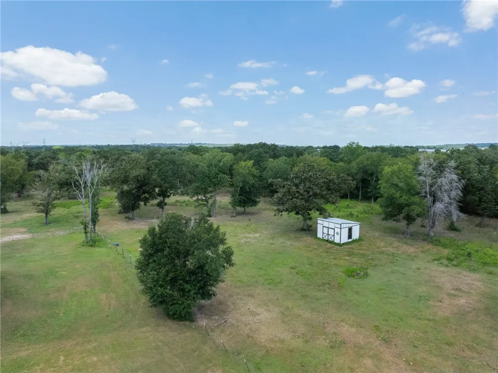 3835 County Road 151 Bedias, TX 77831