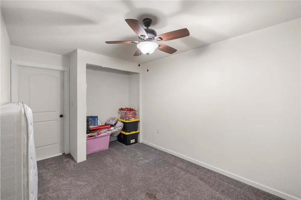 3835 County Road 151 Bedias, TX 77831