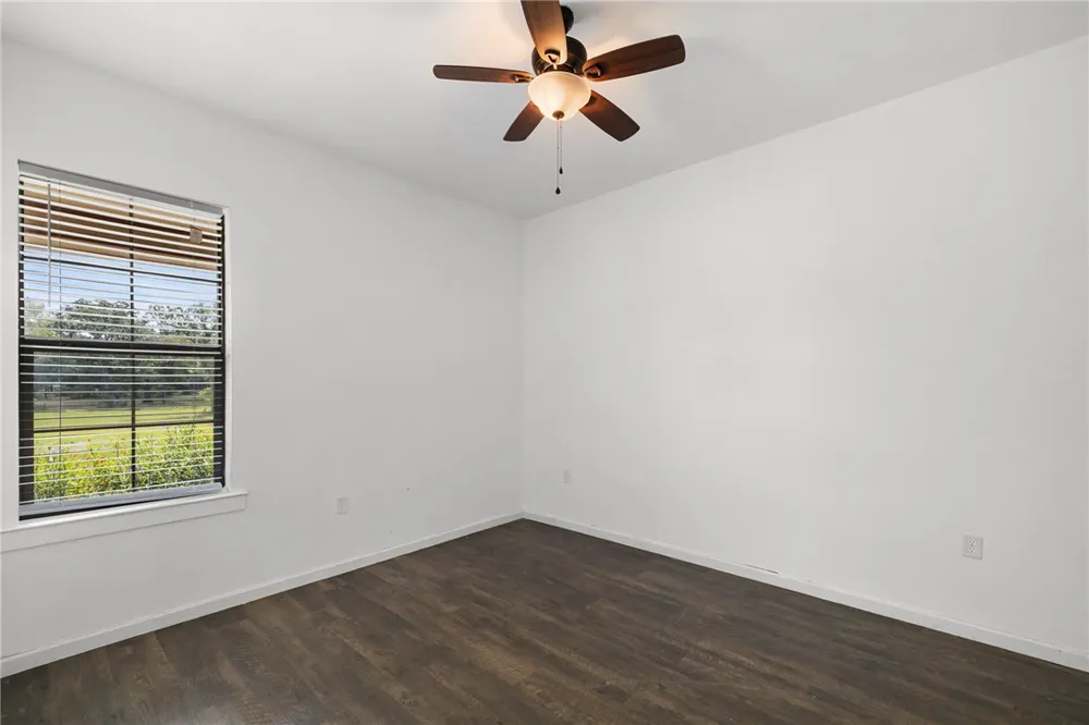 3835 County Road 151 Bedias, TX 77831