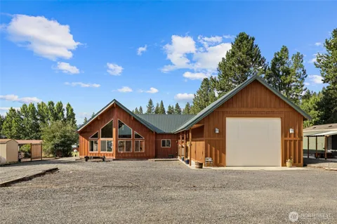 160 Ronald Ridge Drive