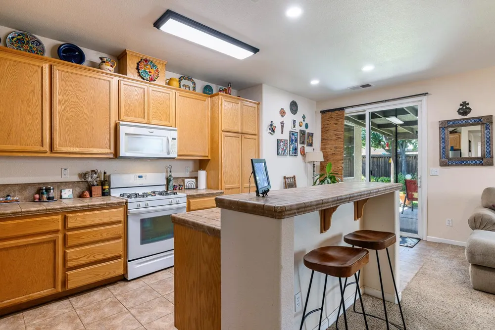 893 Chianti Circle Coalinga, CA 93210