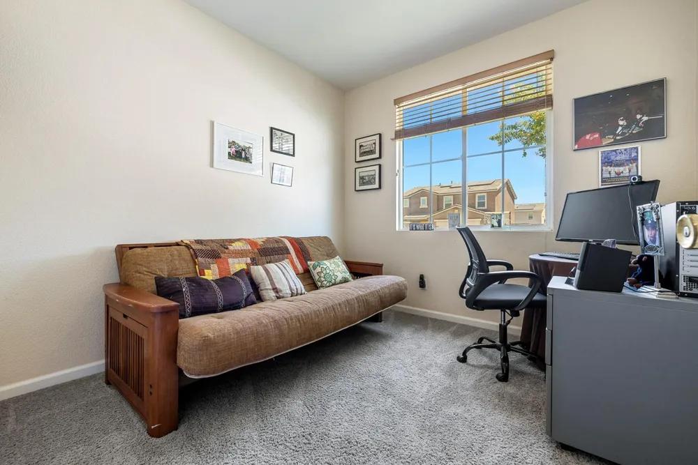 893 Chianti Circle Coalinga, CA 93210