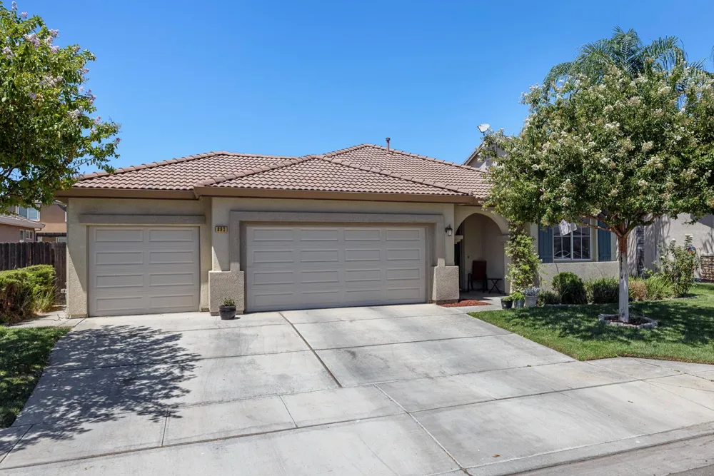 893 Chianti Circle Coalinga, CA 93210
