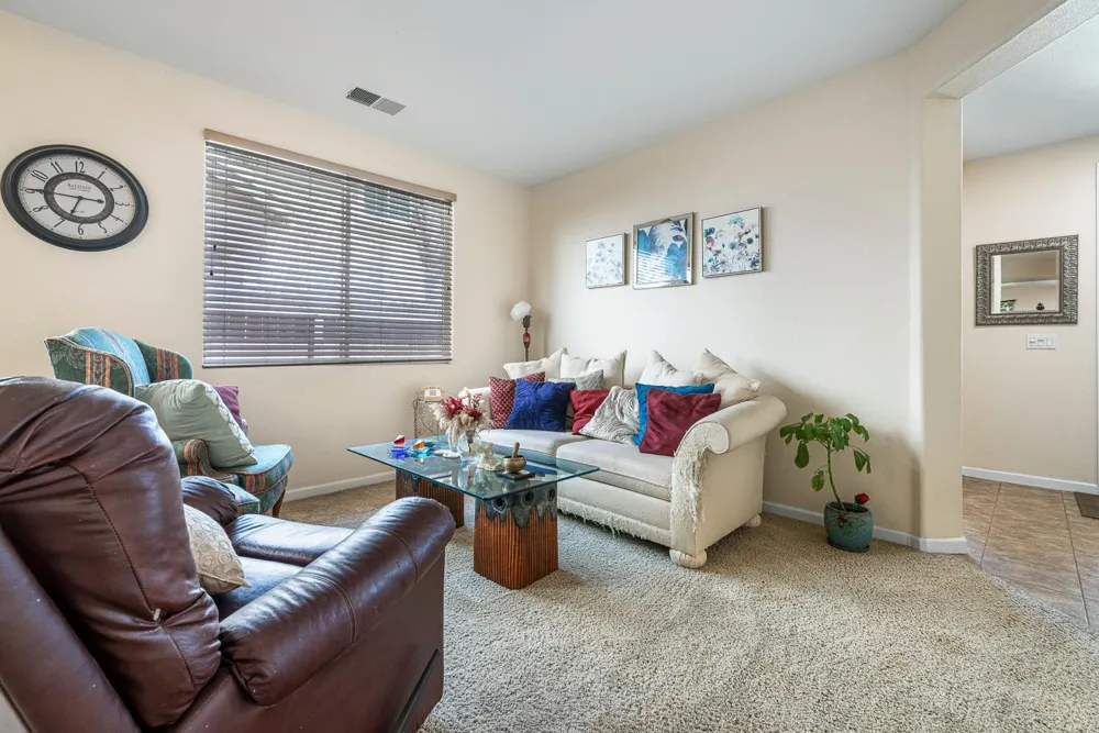 893 Chianti Circle Coalinga, CA 93210
