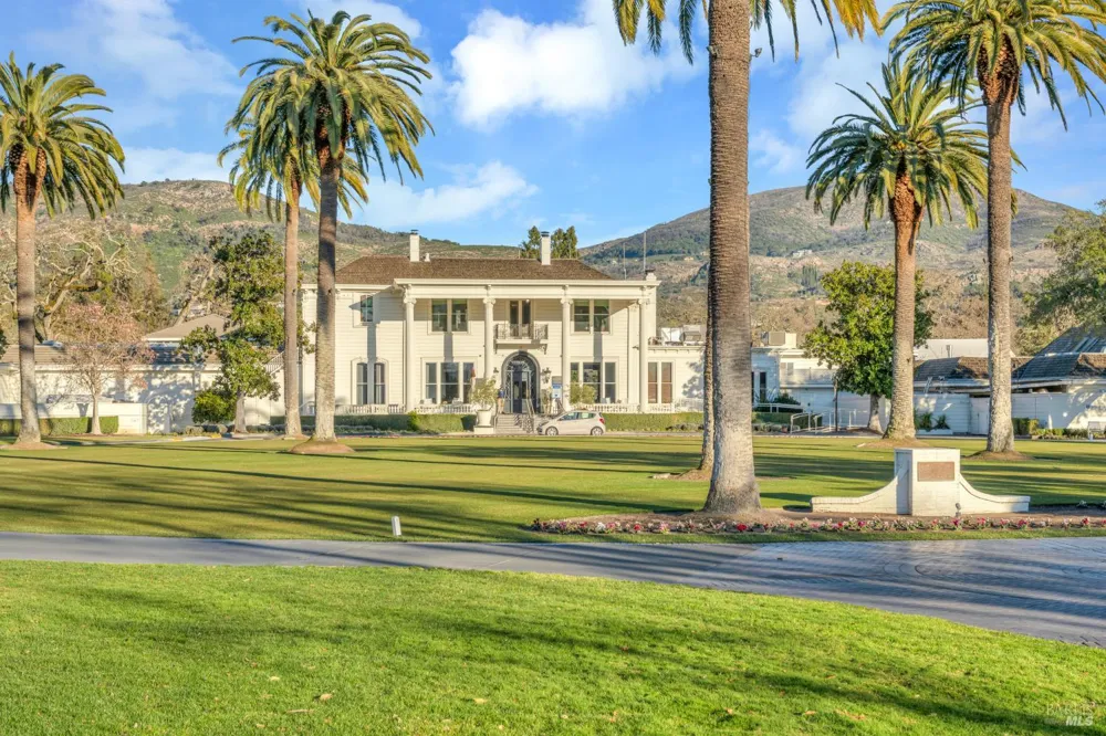 548 Westgate Drive Napa, CA 94558