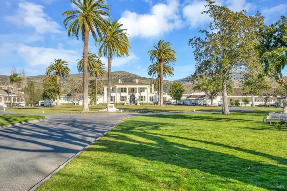 548 Westgate Drive Napa, CA 94558