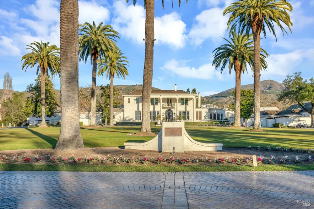 548 Westgate Drive Napa, CA 94558