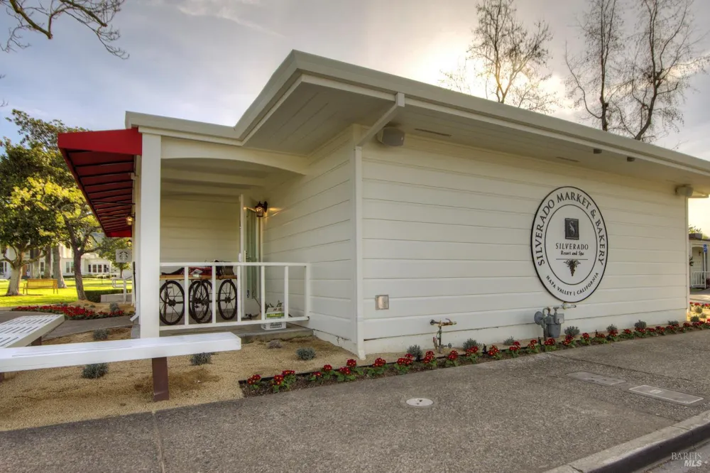 548 Westgate Drive Napa, CA 94558