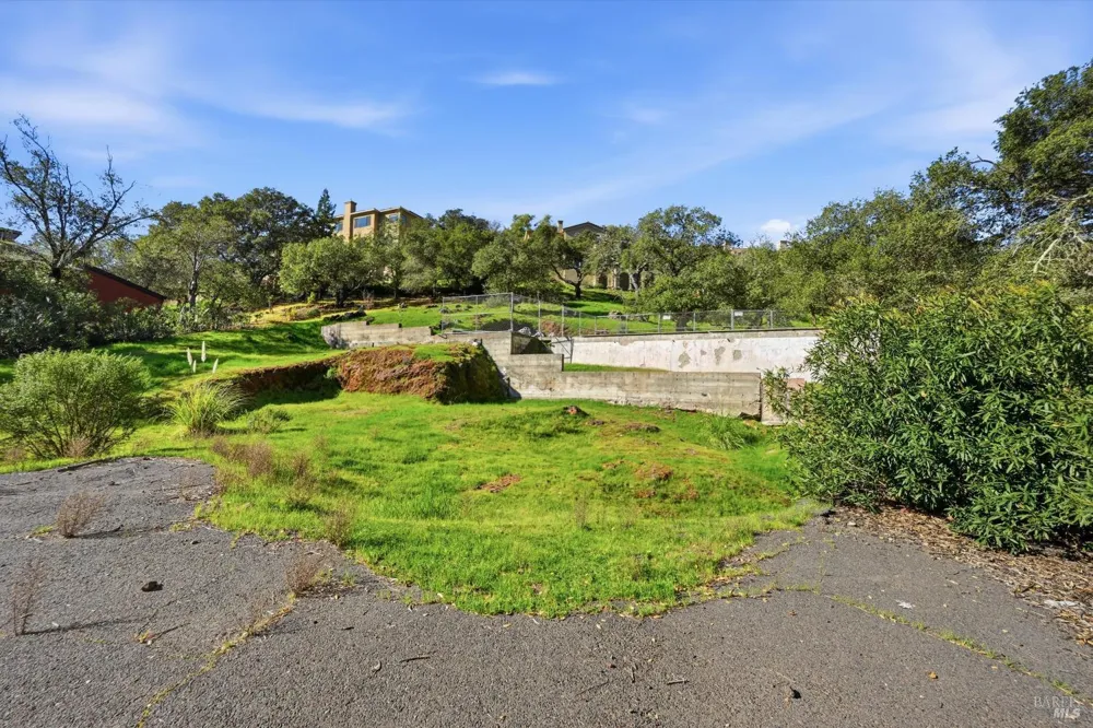 548 Westgate Drive Napa, CA 94558