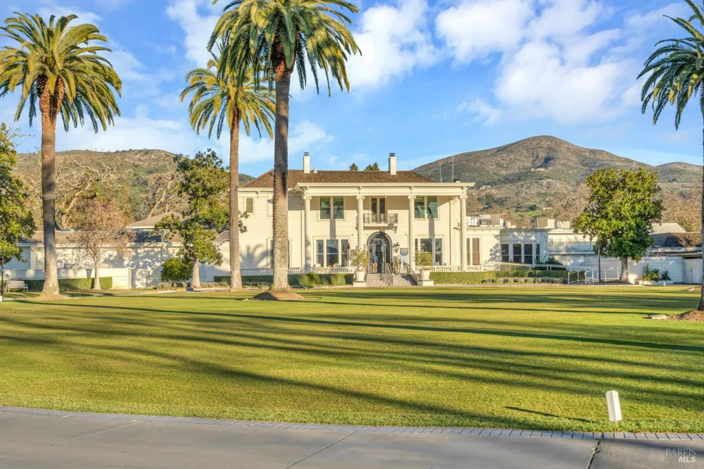 548 Westgate Drive Napa, CA 94558