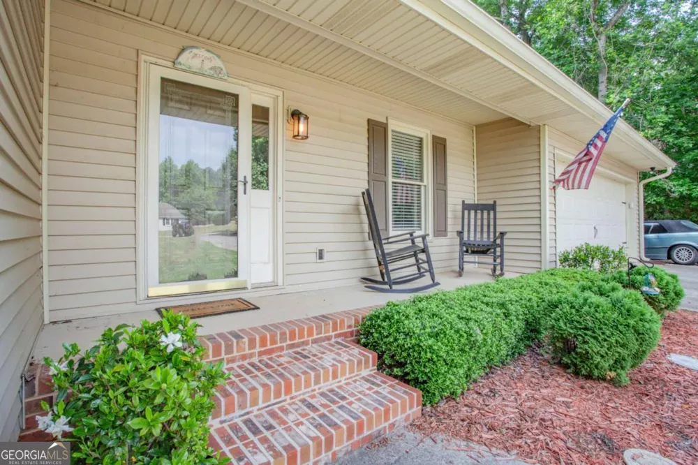 17 Mountain Oaks DR Carrollton, GA 30116