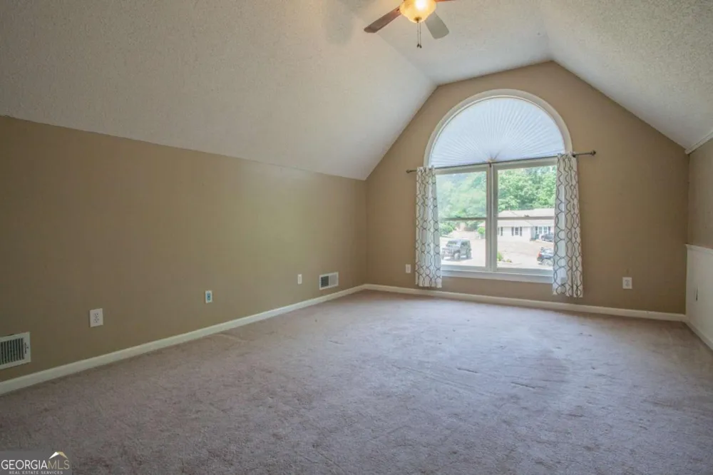17 Mountain Oaks DR Carrollton, GA 30116