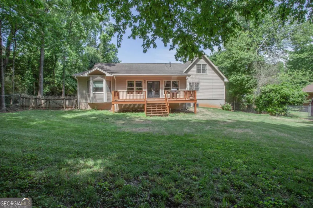 17 Mountain Oaks DR Carrollton, GA 30116