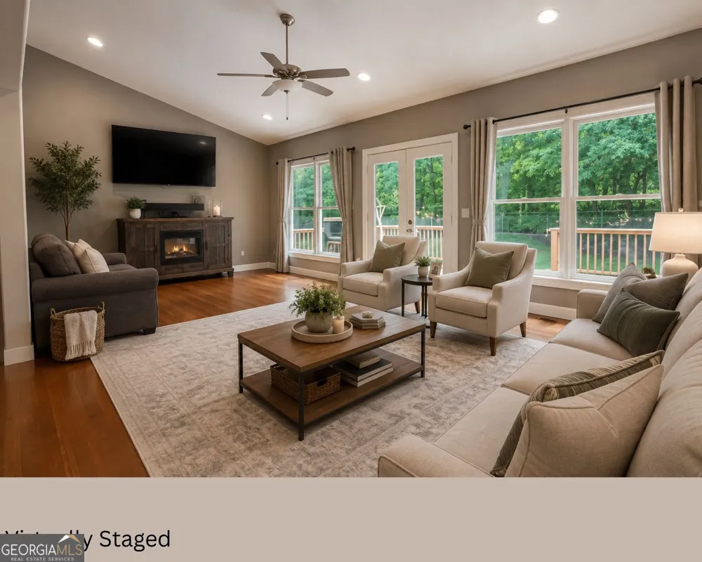 17 Mountain Oaks DR Carrollton, GA 30116