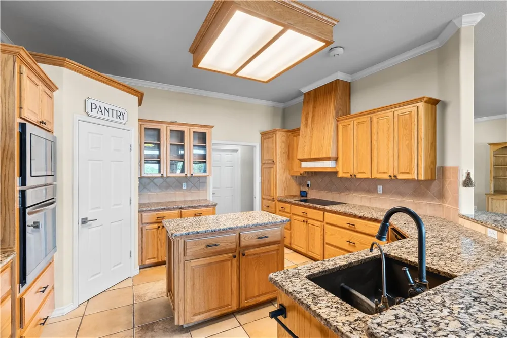 549 House Ave Sandia, TX 78383