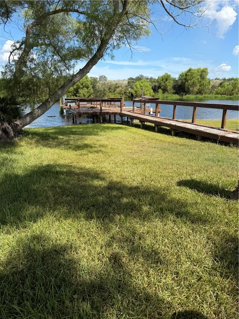 549 House Ave Sandia, TX 78383